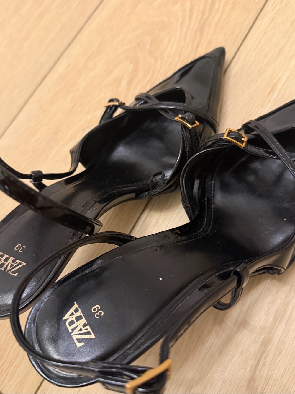 Zara Black Patent Pointed Slingback Heels with Gold Buckles - Picture 4 of 4